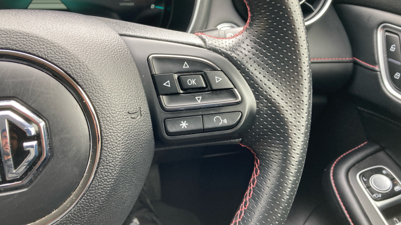 MG Hs 1.5 T-GDI PHEV Excite 5dr Auto Hatchback